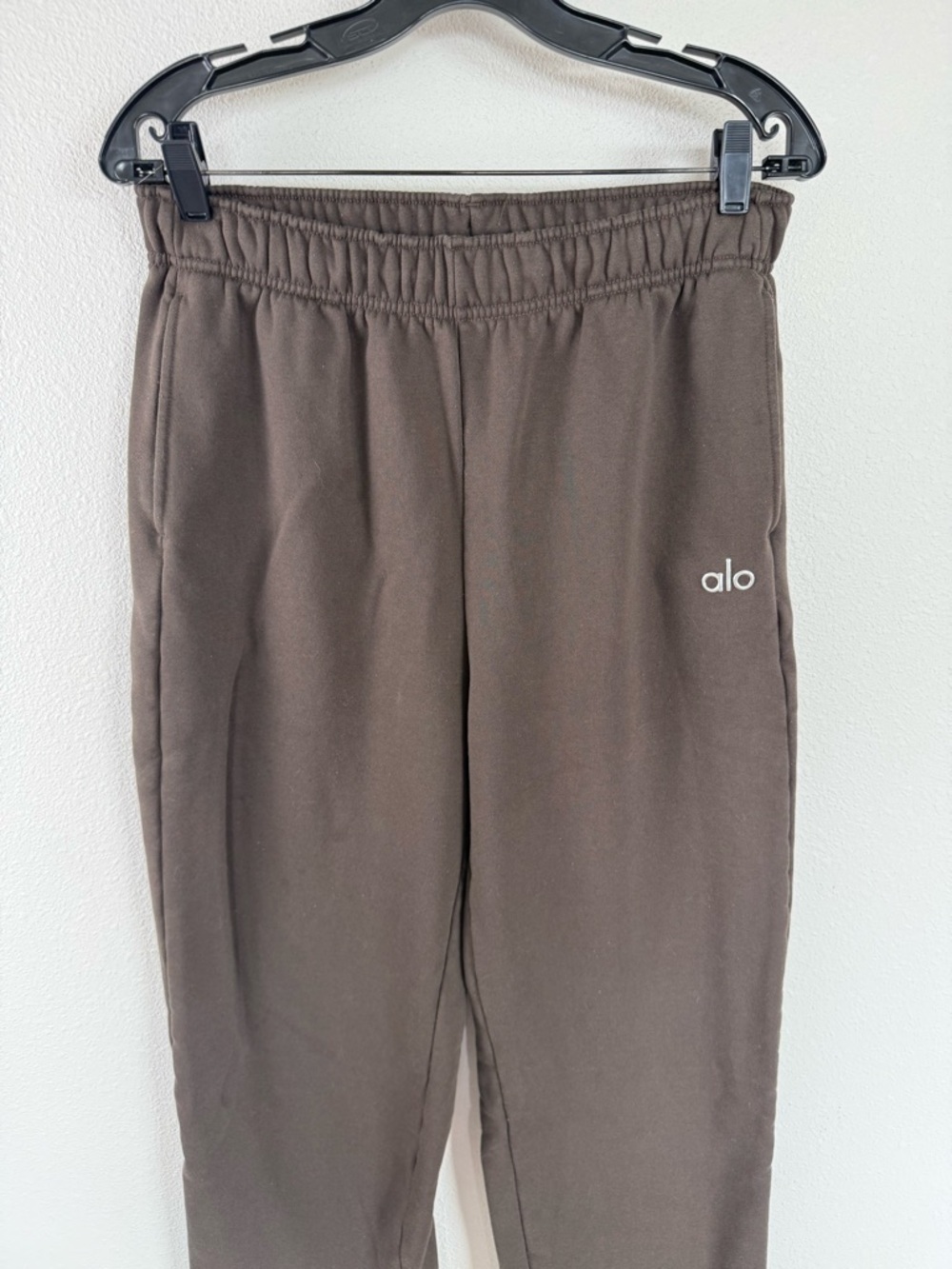 ALO Yoga Accolade Straight Leg Sweatpant Espresso Brown Athleisure Casual Medium - Picture 5 of 14